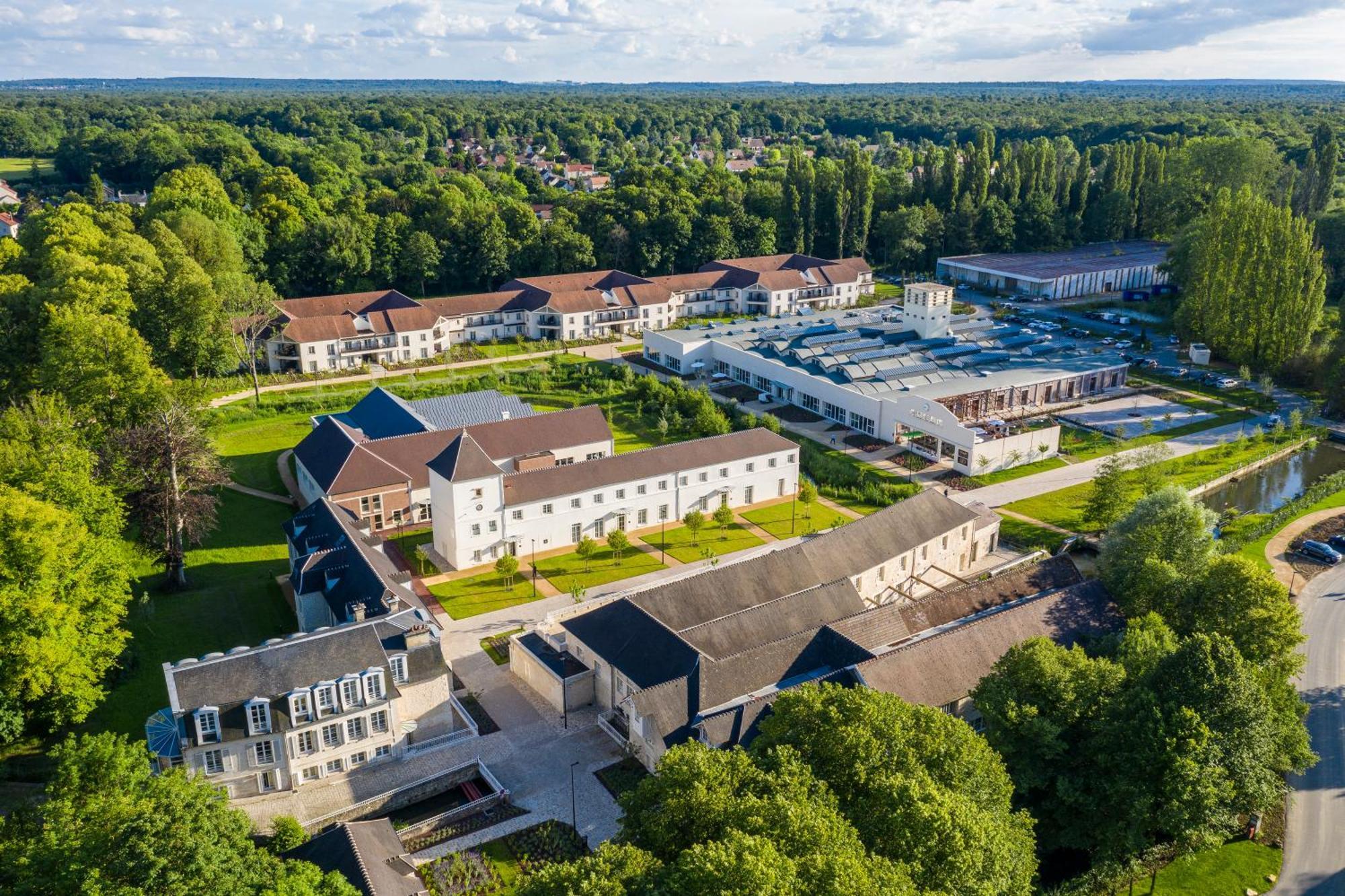 Le Grand Pavillon Chantilly Exterior foto